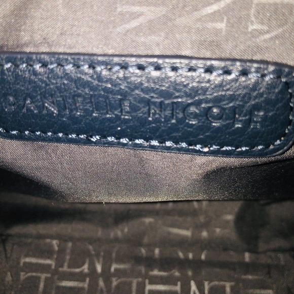 NWT Danielle Nicole Henley Crossbody Chain Handle Bag Navy Blue DN173318 - Picture 9 of 12